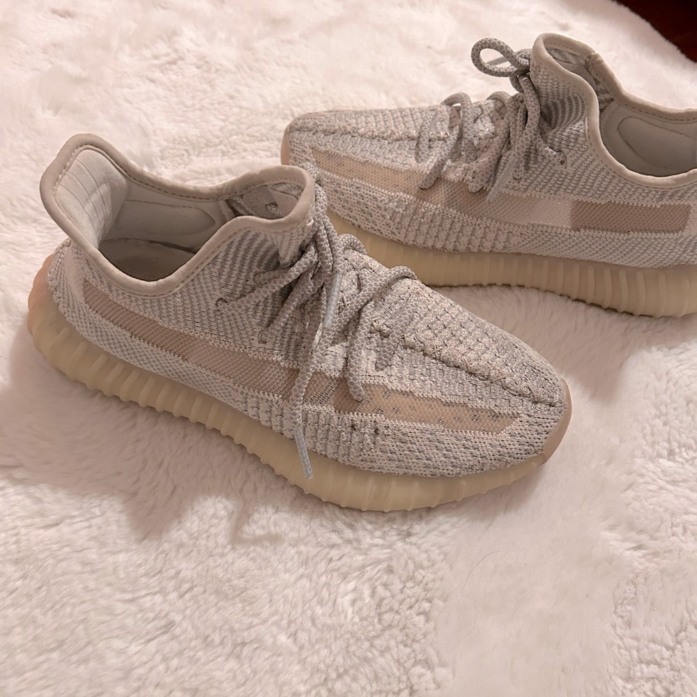 Barely Worn And In Great Condition - image 1